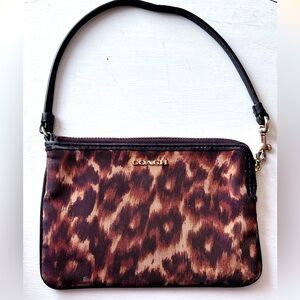 Coach Brown Tan Leopard Print Canvas Wristlet Y2K Vibes Top Zip Boho